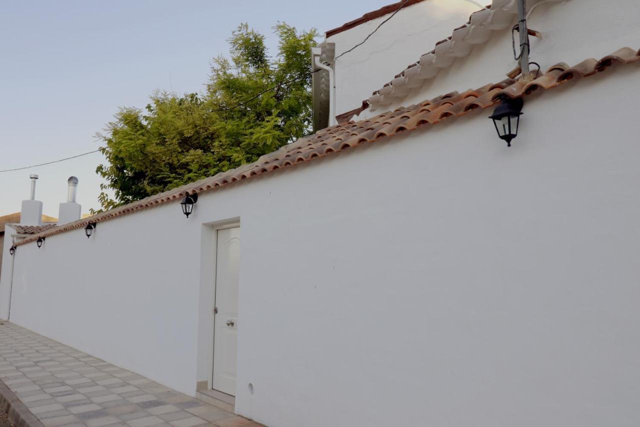 Casa Rural Ideal Para Escapadas Con Barbacoa Y Spa Tinarejos エクステリア 写真