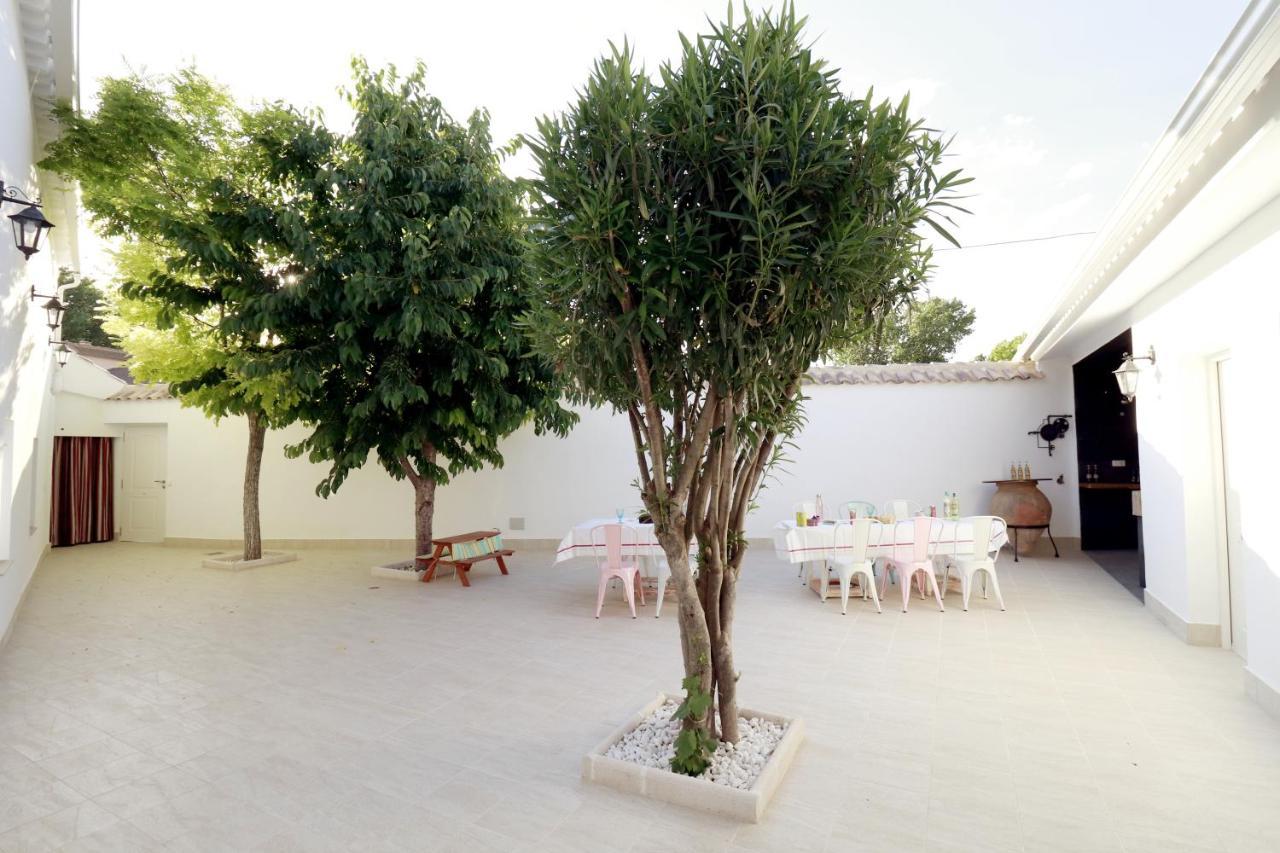 Casa Rural Ideal Para Escapadas Con Barbacoa Y Spa Tinarejos エクステリア 写真