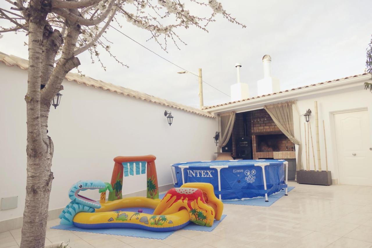 Casa Rural Ideal Para Escapadas Con Barbacoa Y Spa Tinarejos エクステリア 写真